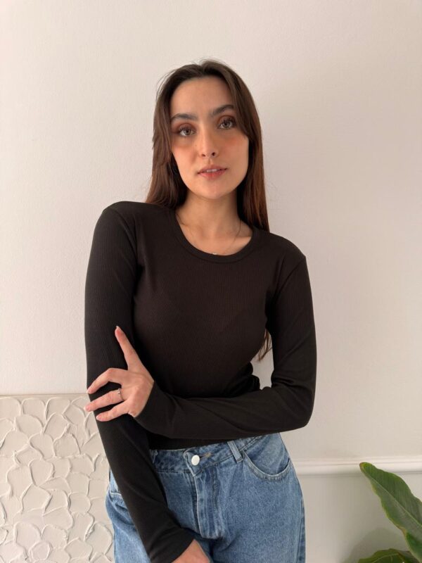 REMERA MORA - Image 2