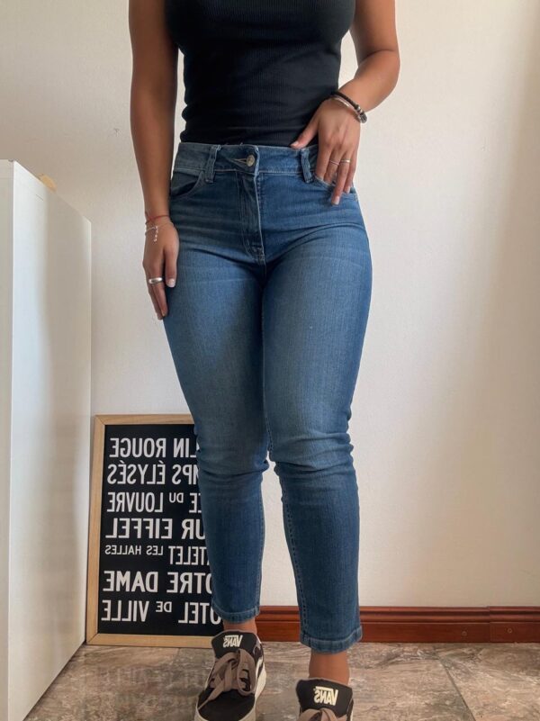 SKINNY YER
