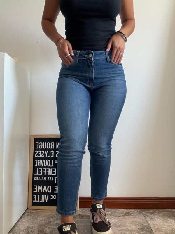 SKINNY YER - Image 2