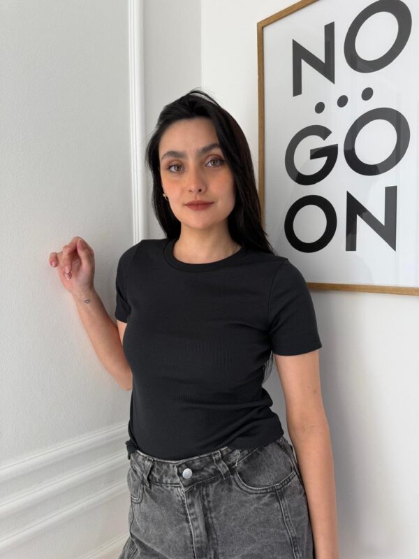 REMERA MEGAN - Image 8